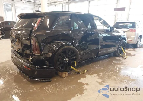 2026 Cadillac Vistiq Platinum z USA, uszkodzony, nr VIN 1GYC3RML5TZ711569